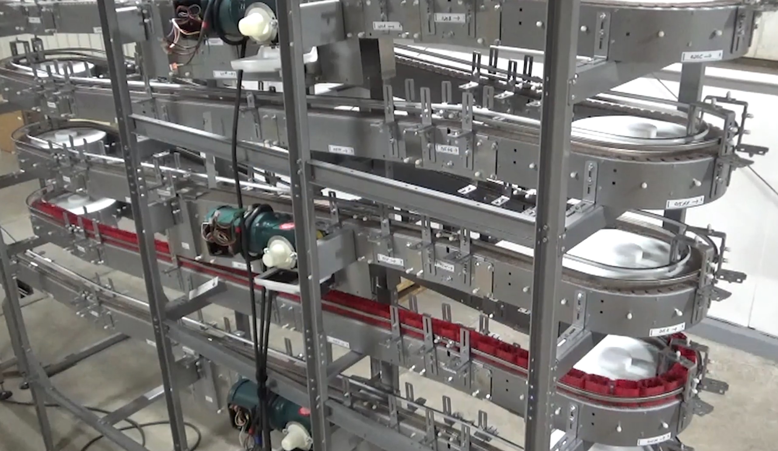 Alpine Accumulation Conveyor by Nercon