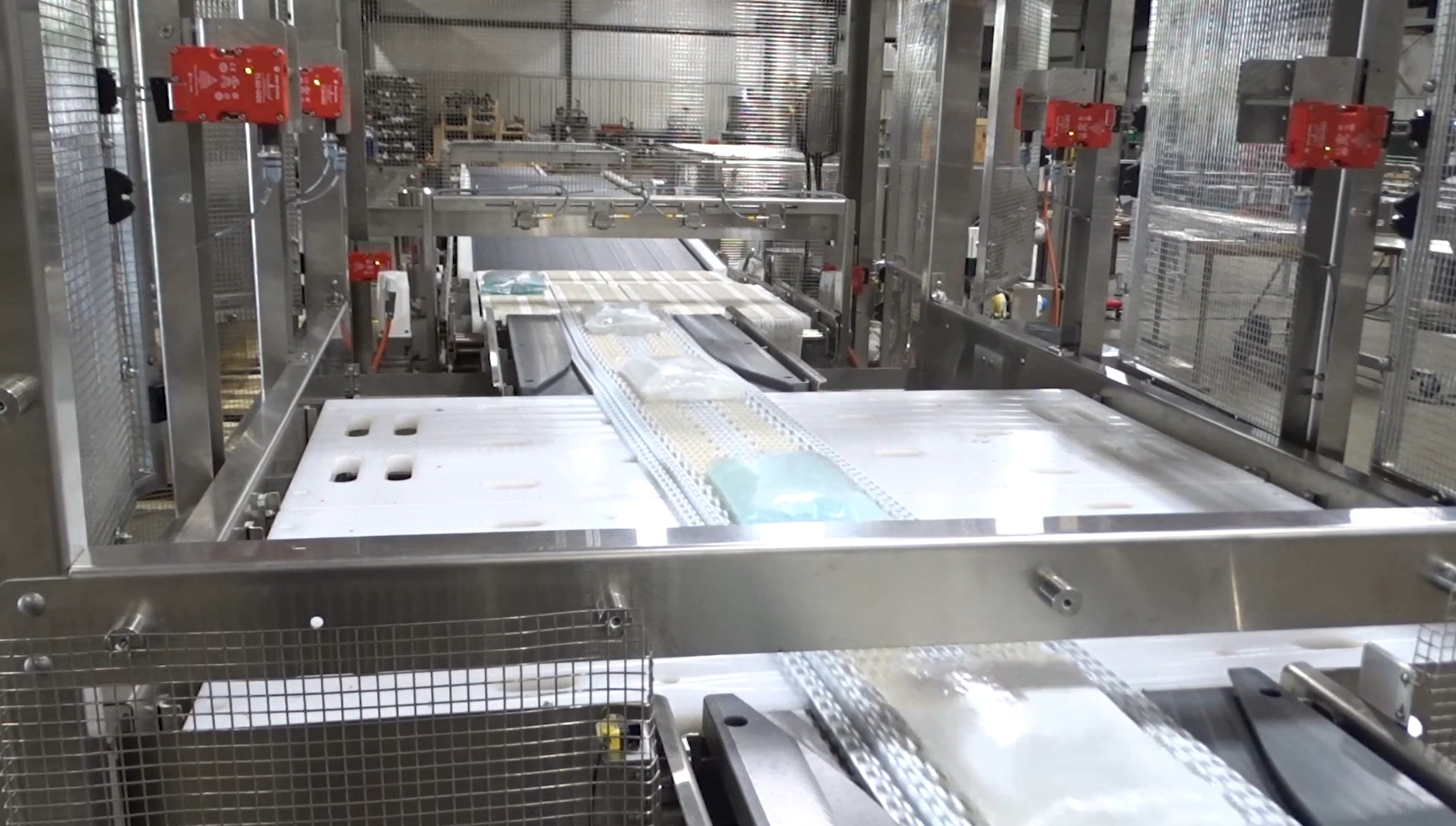 Lateral Chain Laner by Nercon